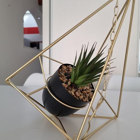 Cameos - Appartement Avec Terrasse Locairbi Le Crès Zewnętrze zdjęcie